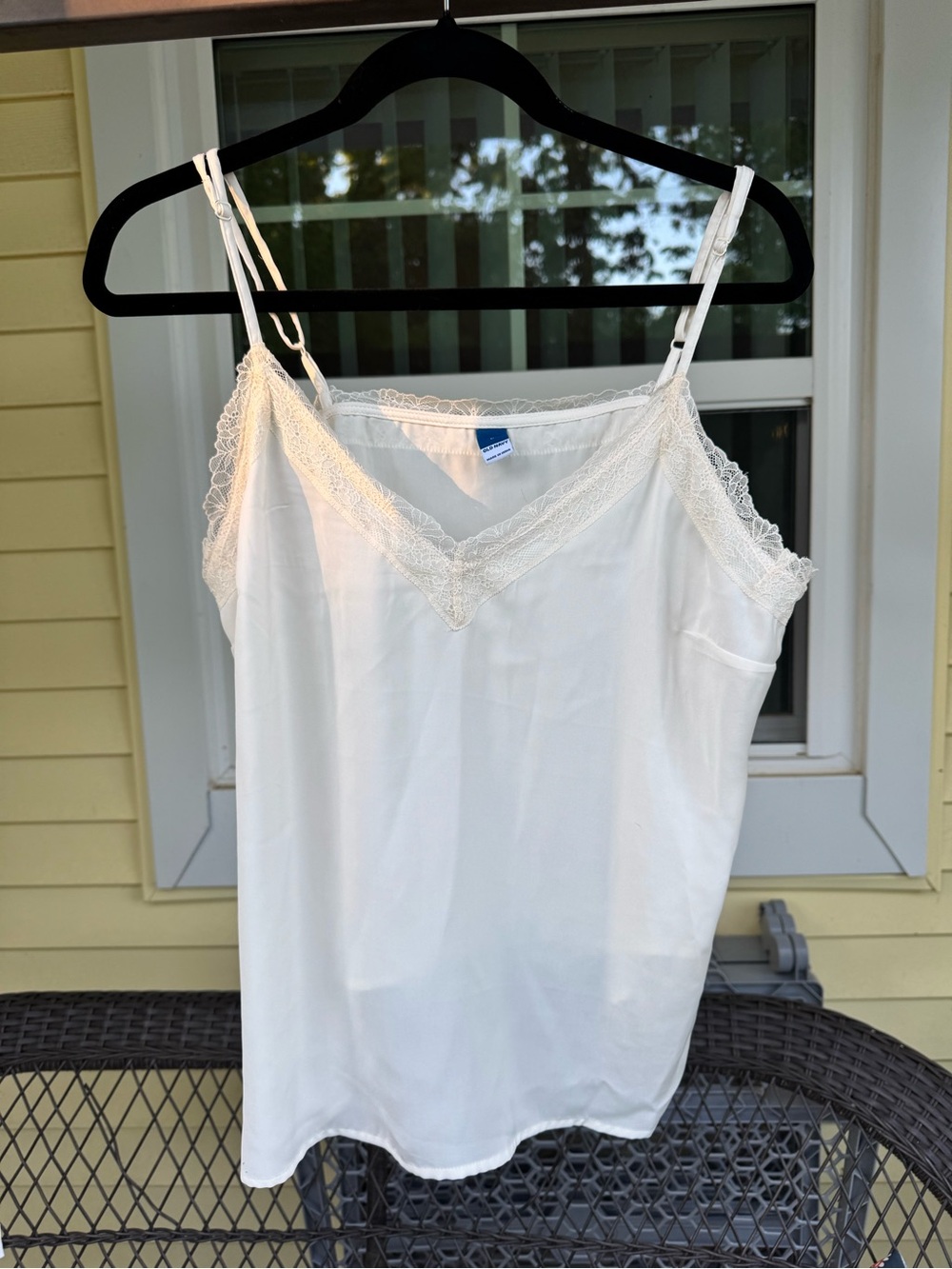 Old Navy Lace-Trim Satin Camisole - Ivory - Picture 3 of 8